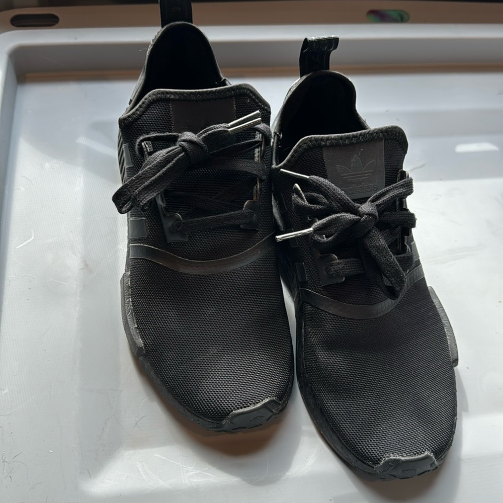 nmd r1